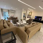 شقة الترا لوكس بالمهندسين