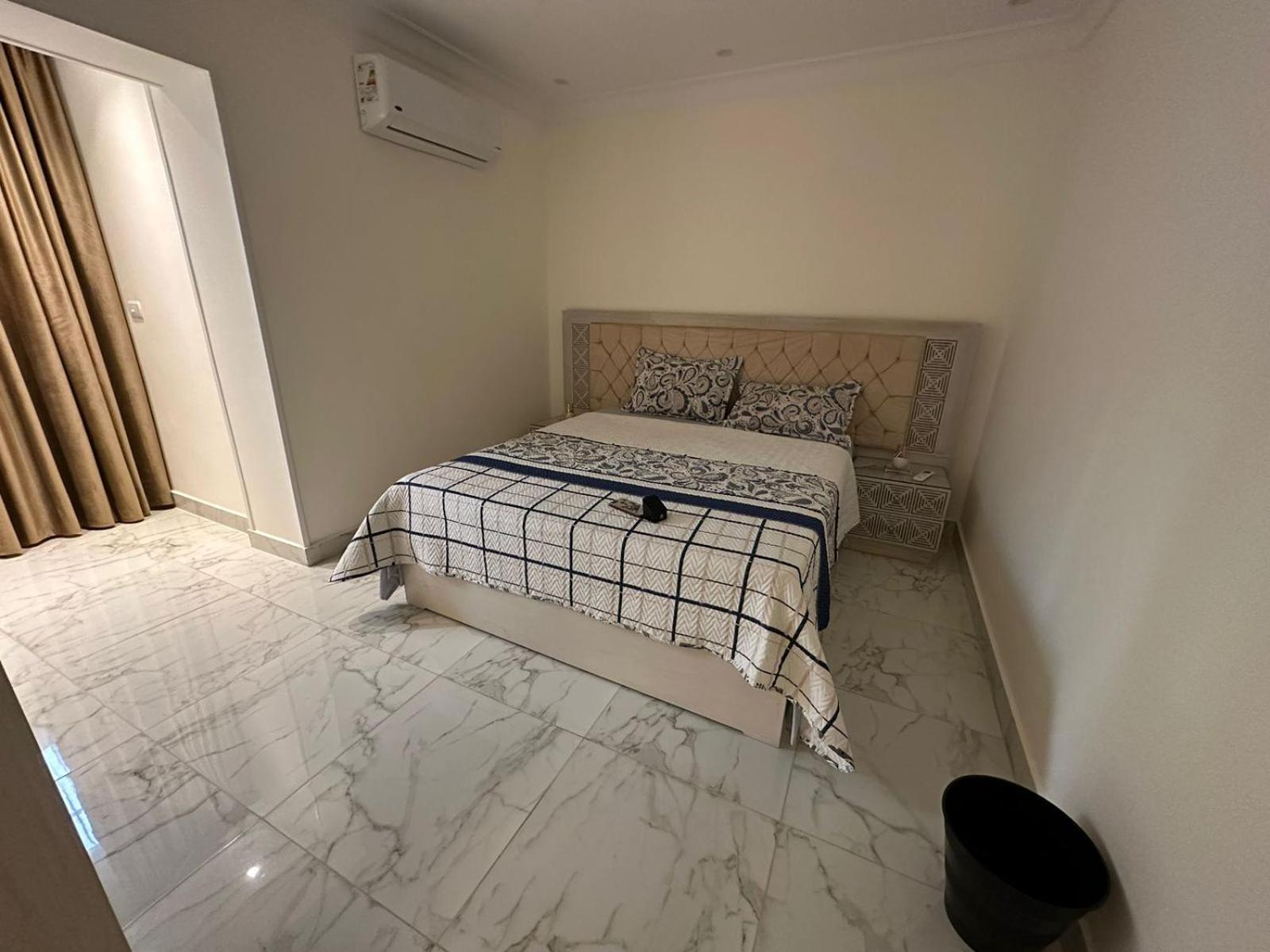 الترا لوكس بالمهندسين