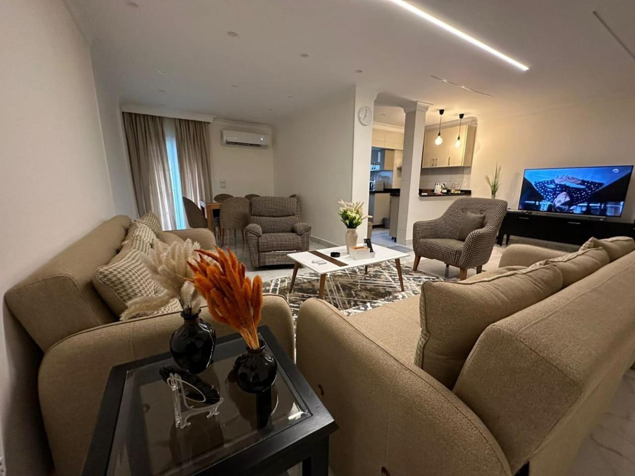 الترا لوكس بالمهندسين Apartment *